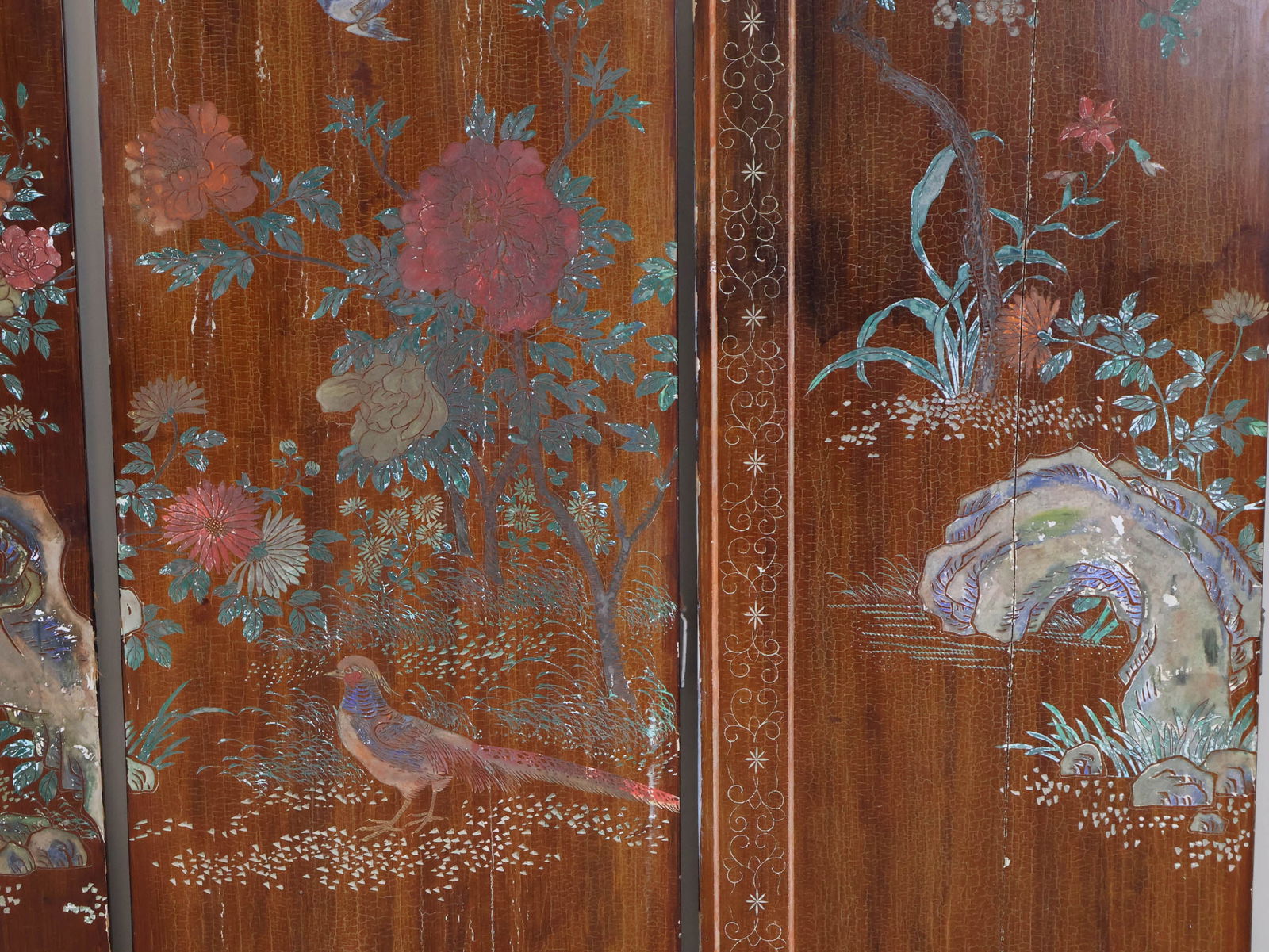 Chinese Lacquer Four Panel Screen - 16