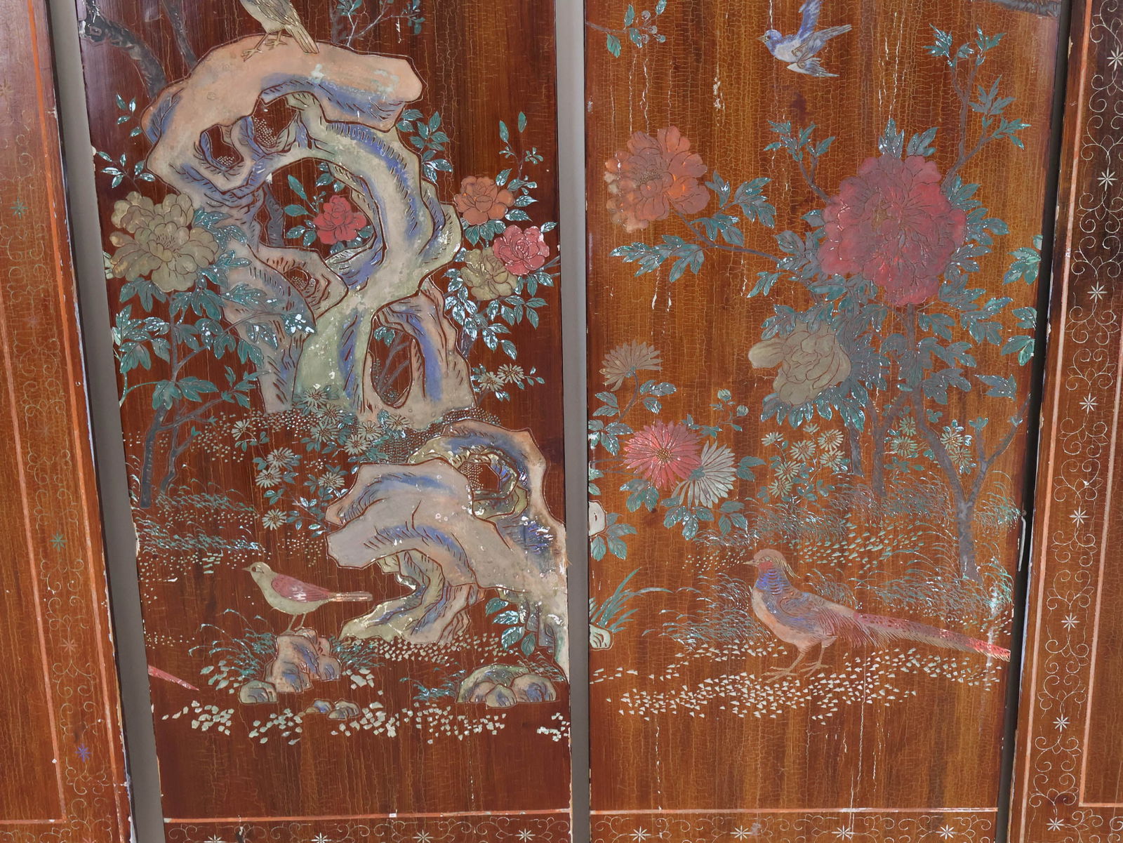 Chinese Lacquer Four Panel Screen - 17