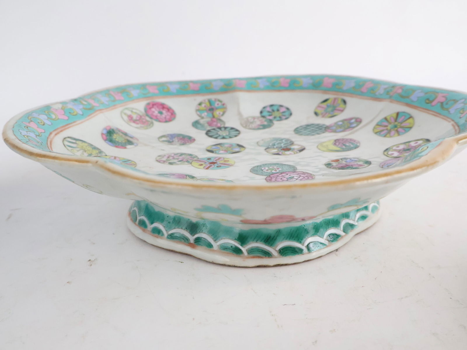 Six Chinese Porcelain Table Articles - 3