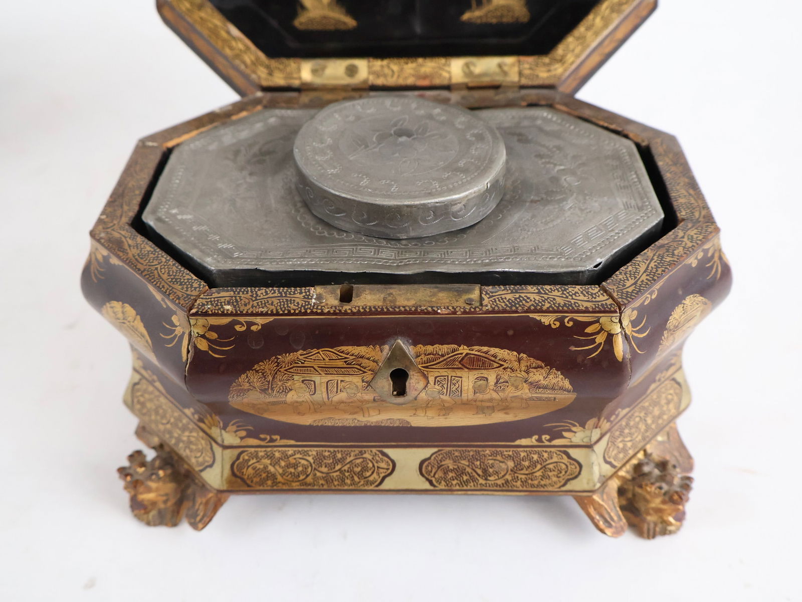 Two Chinese Gilt Decorated Lacquer Boxes - 5