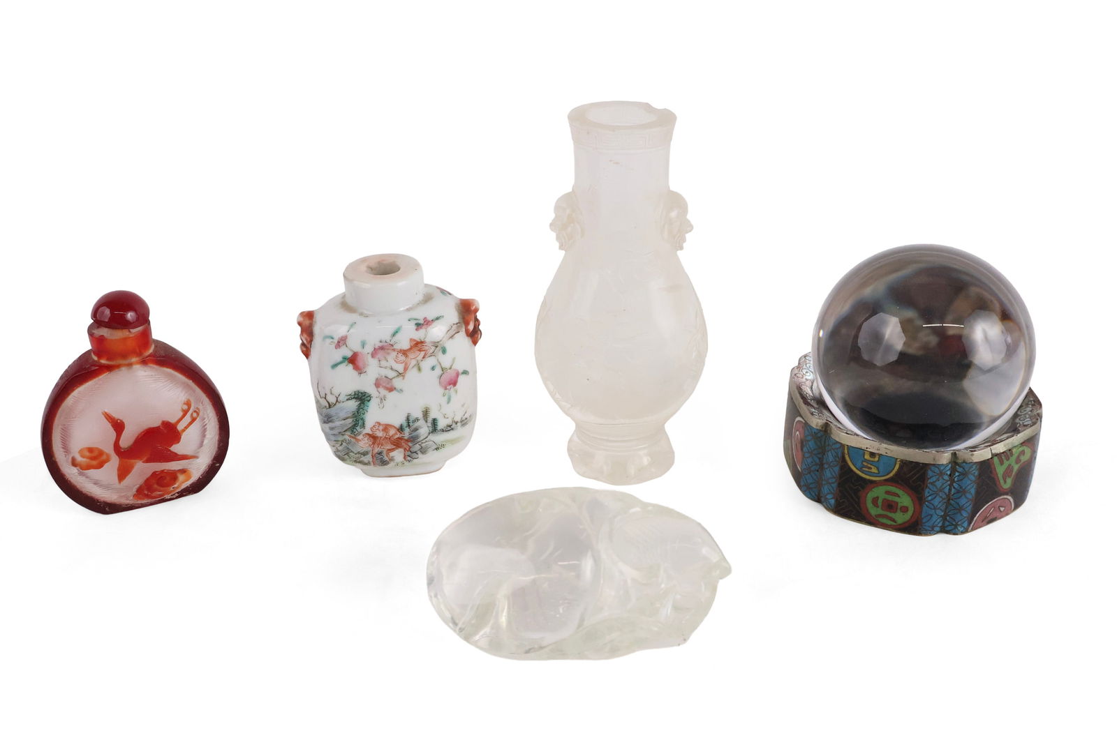 Two Chinese Snuff Bottles (1 of 8)