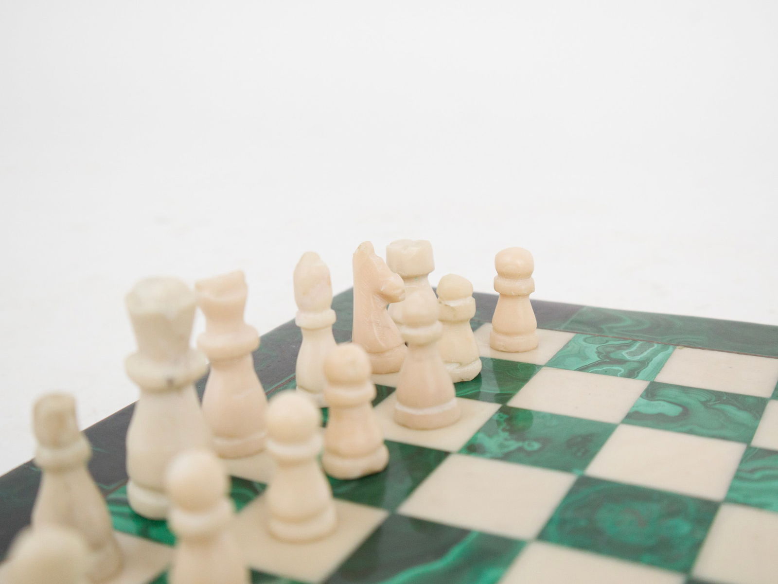 Malachite and Alabaster Chess Set - 7