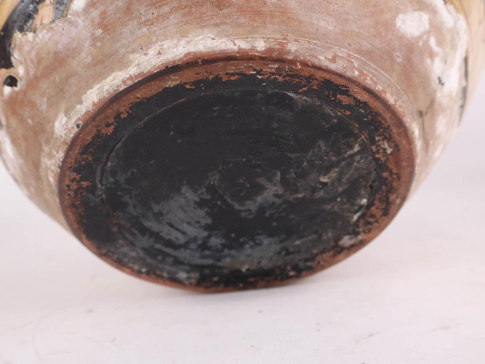 Four Classically Decorated Ceramic Vessels - 16