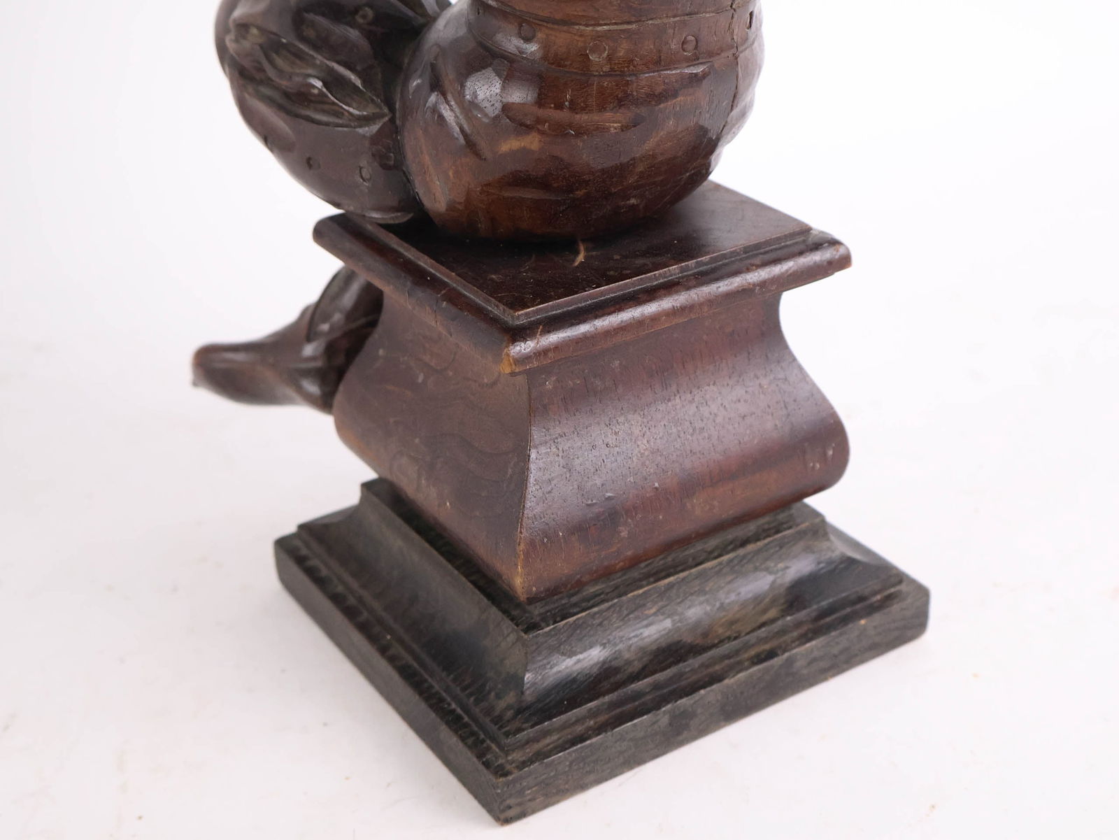 Bronze Figural Wall Sconce - 7