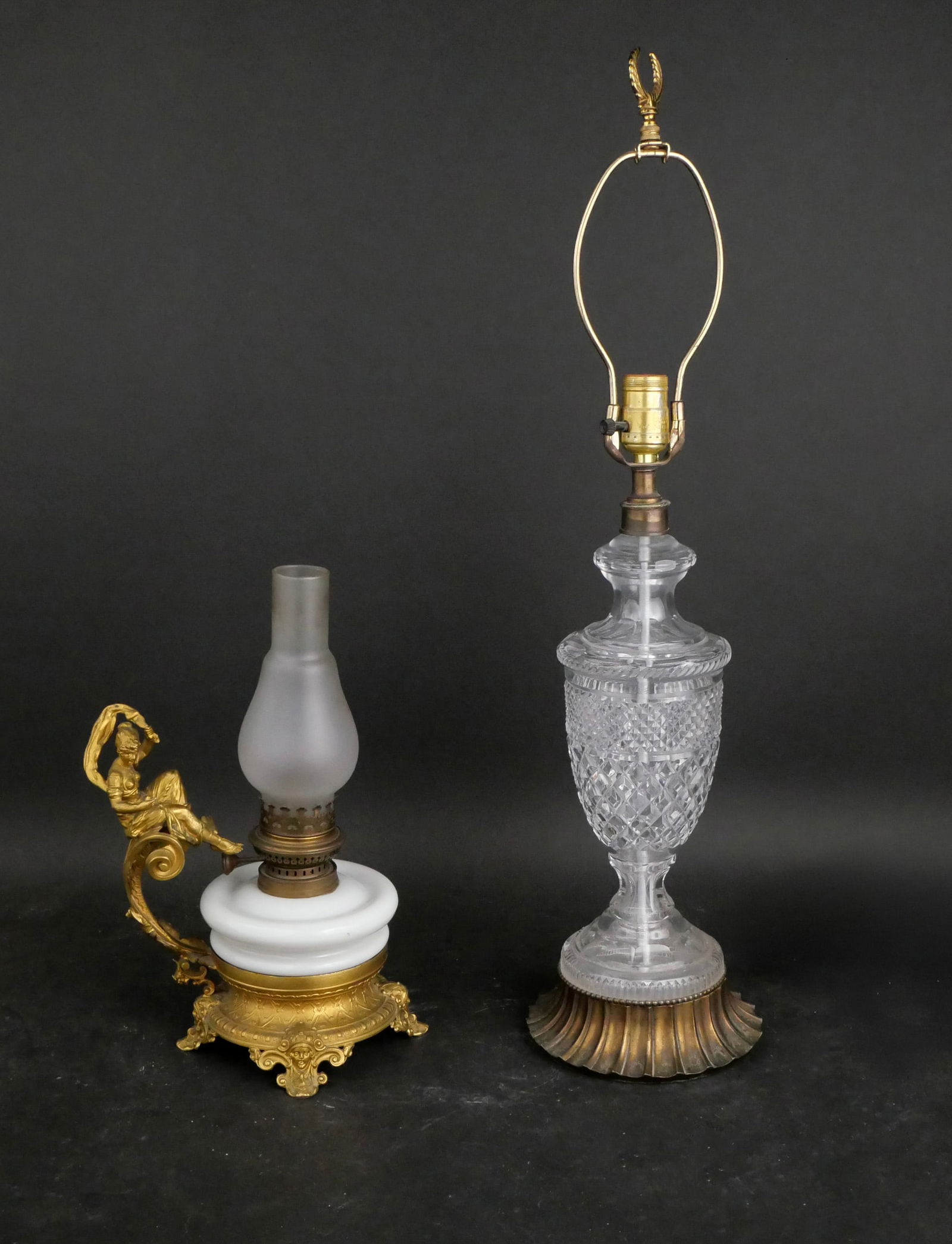 Neoclassical Ormolu-Mounted Oil Lamp (1 of 10)