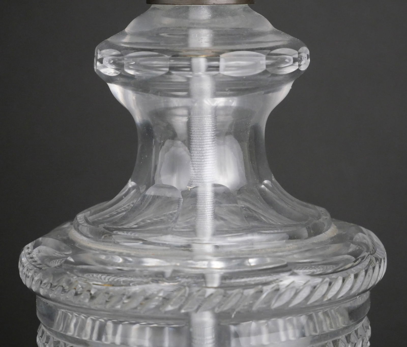 Neoclassical Ormolu-Mounted Oil Lamp - 5