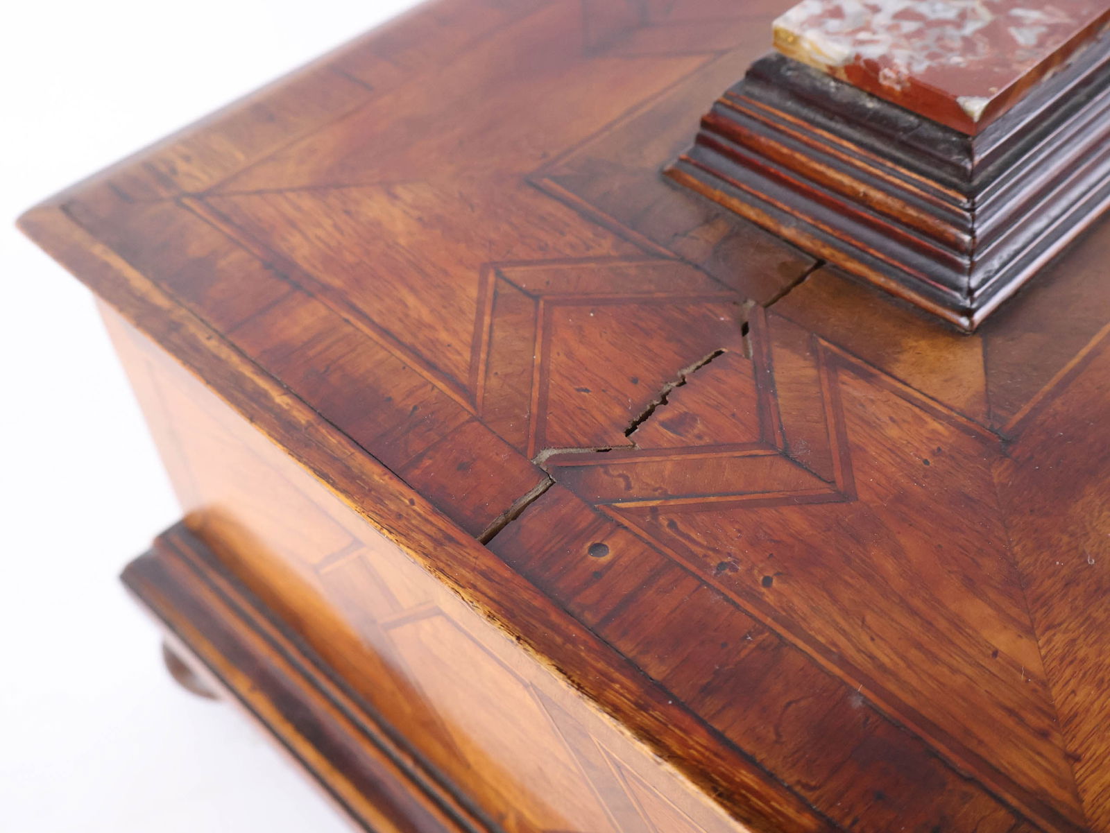Continental Inlaid Walnut Document Box - 9