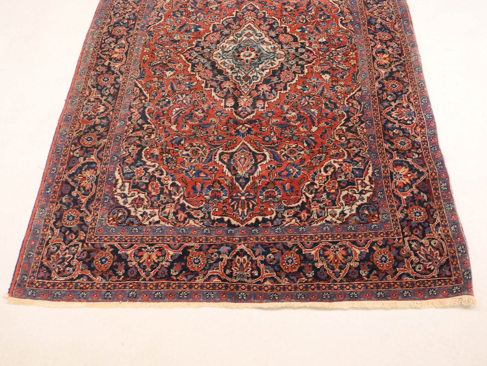 Kashan Rug - 4