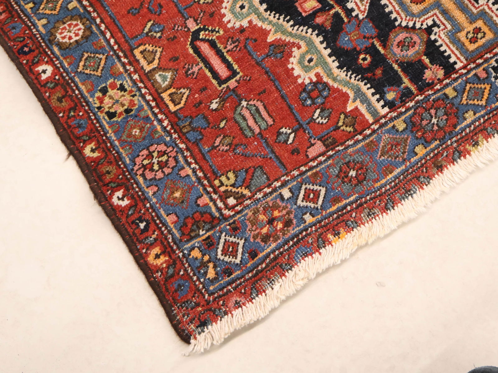 Sarouk Rug - 5