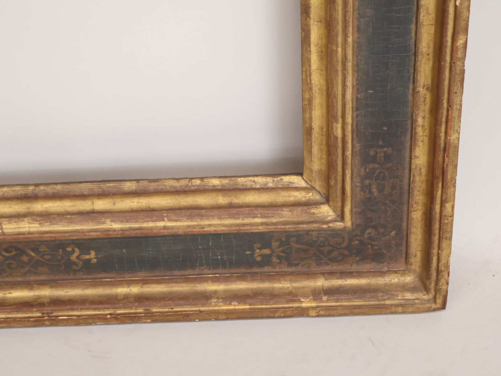 Two Giltwood Picture Frames - 7