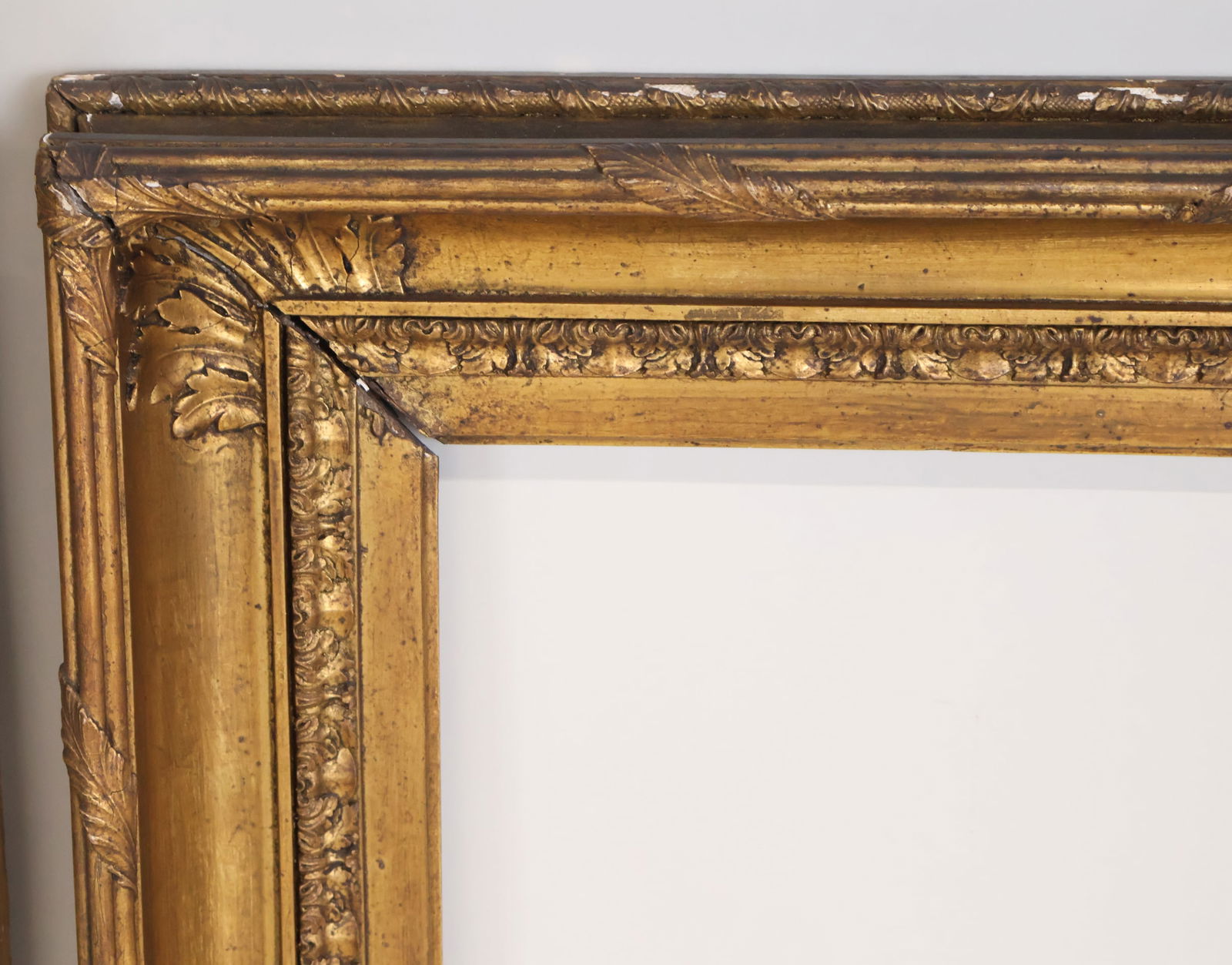 Two Giltwood Picture Frames - 8