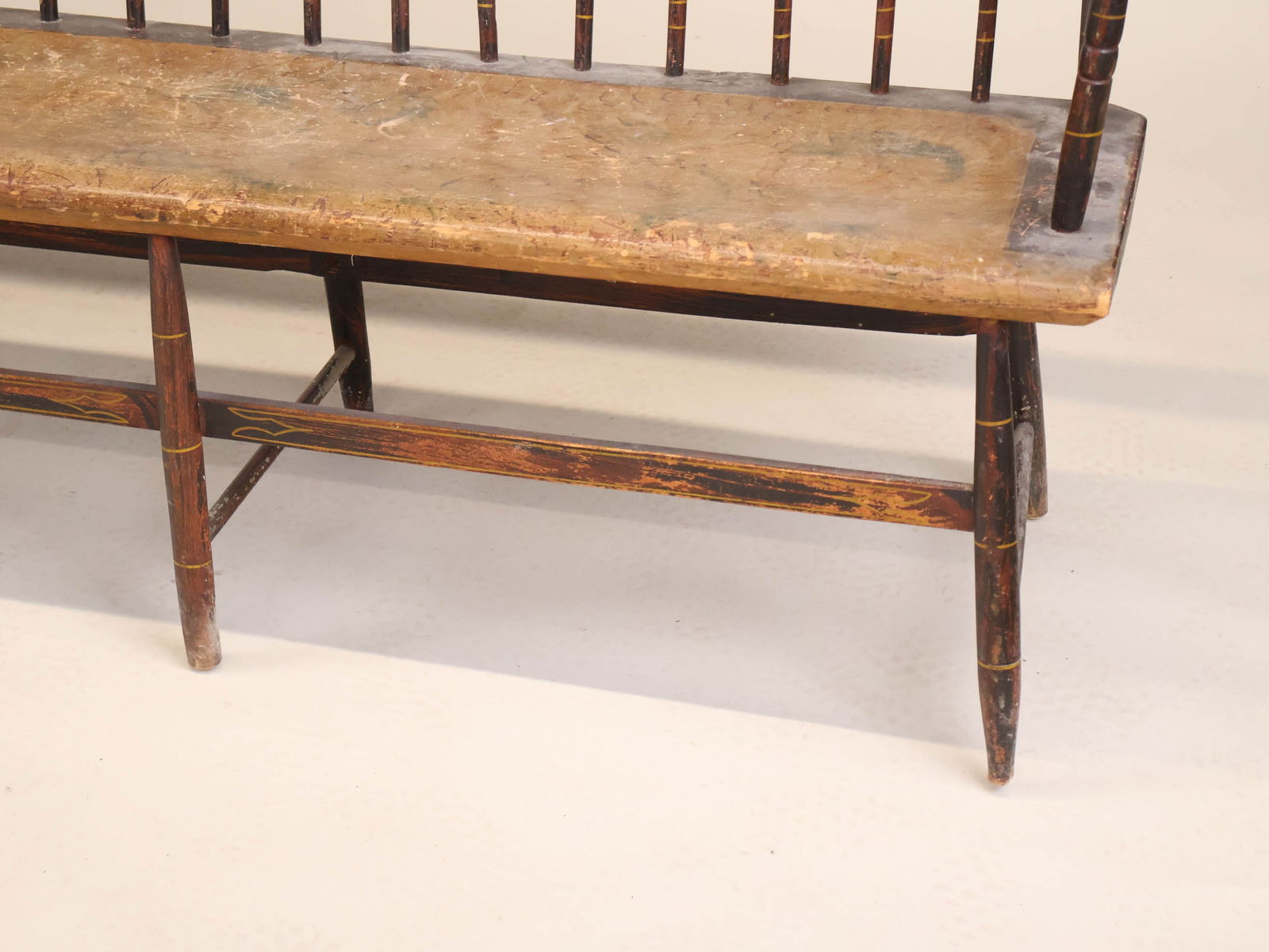 Federal Paint-Decorated Pine Settee - 3