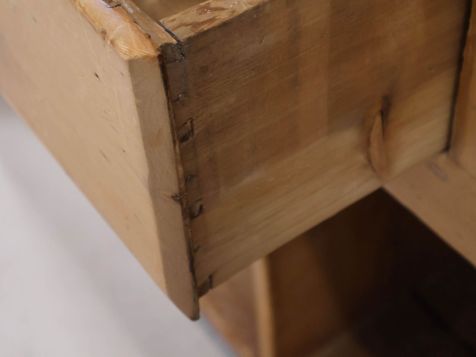 English Pine Sideboard - 7