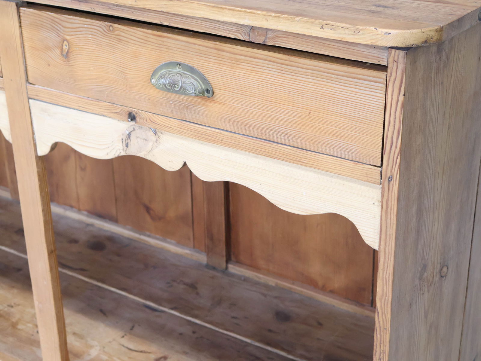 English Pine Welsh Cupboard - 7