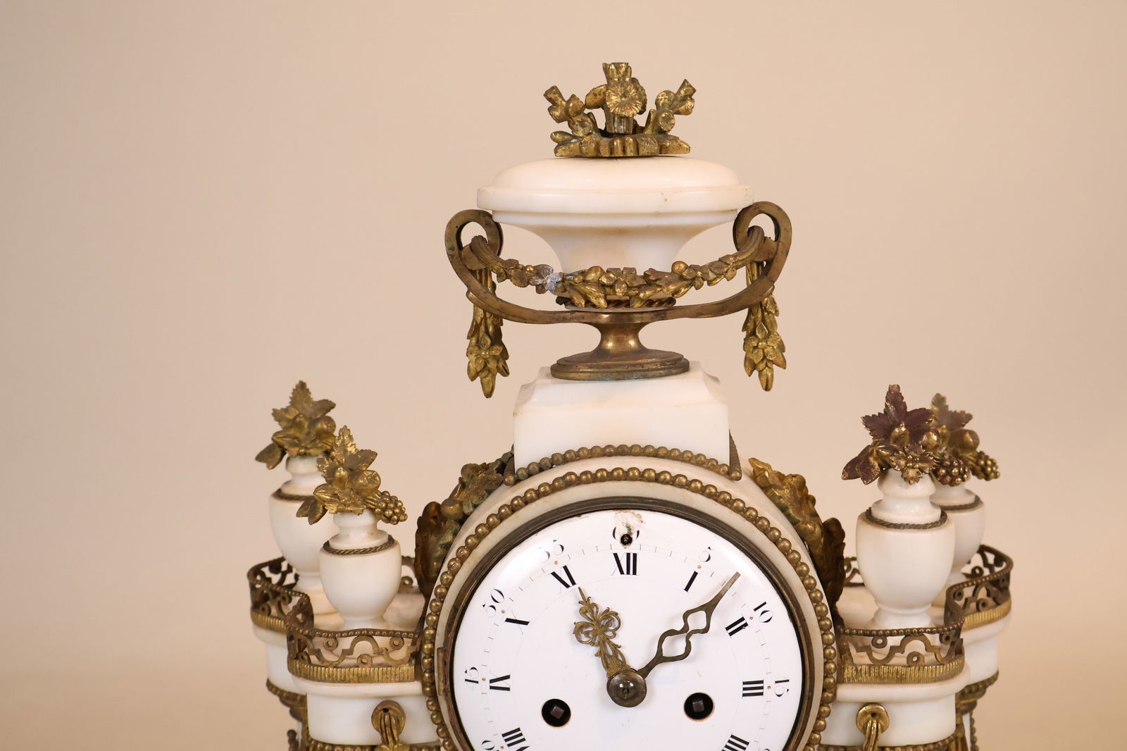 Neoclassical Ormolu-Mounted Marble Domed Mantle Clock - 6