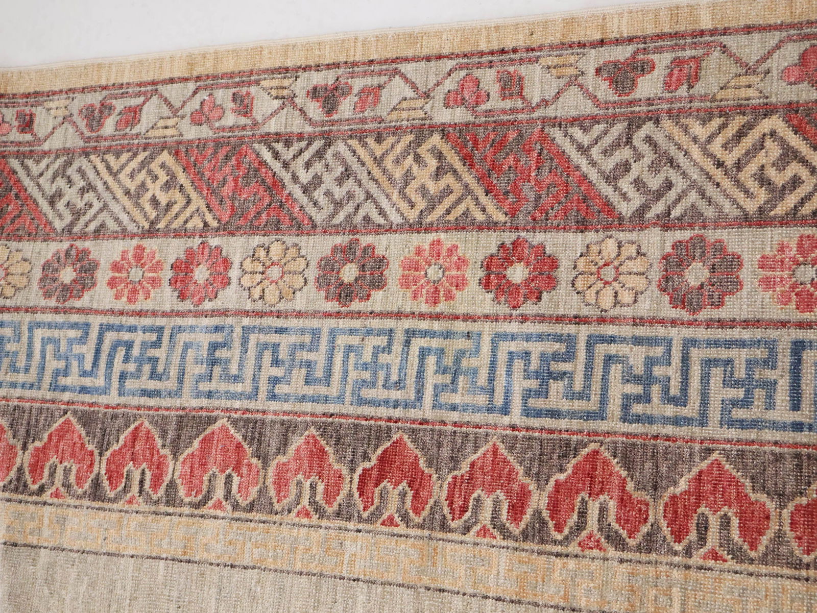 Khotan-Style Carpet - 10