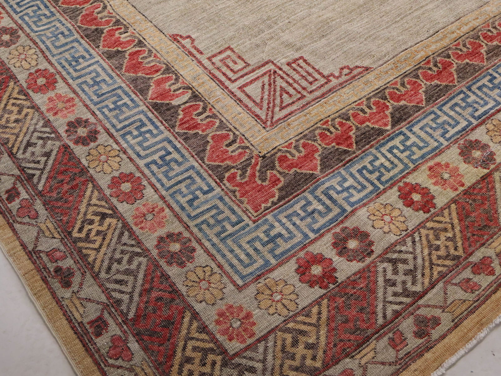 Khotan-Style Carpet - 5