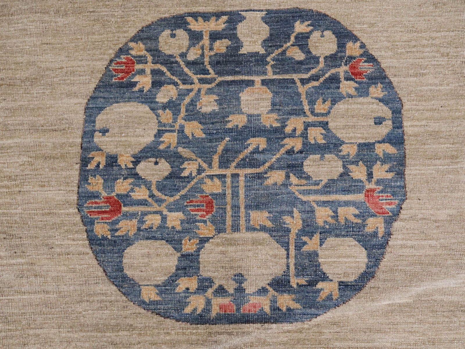 Khotan-Style Carpet - 9