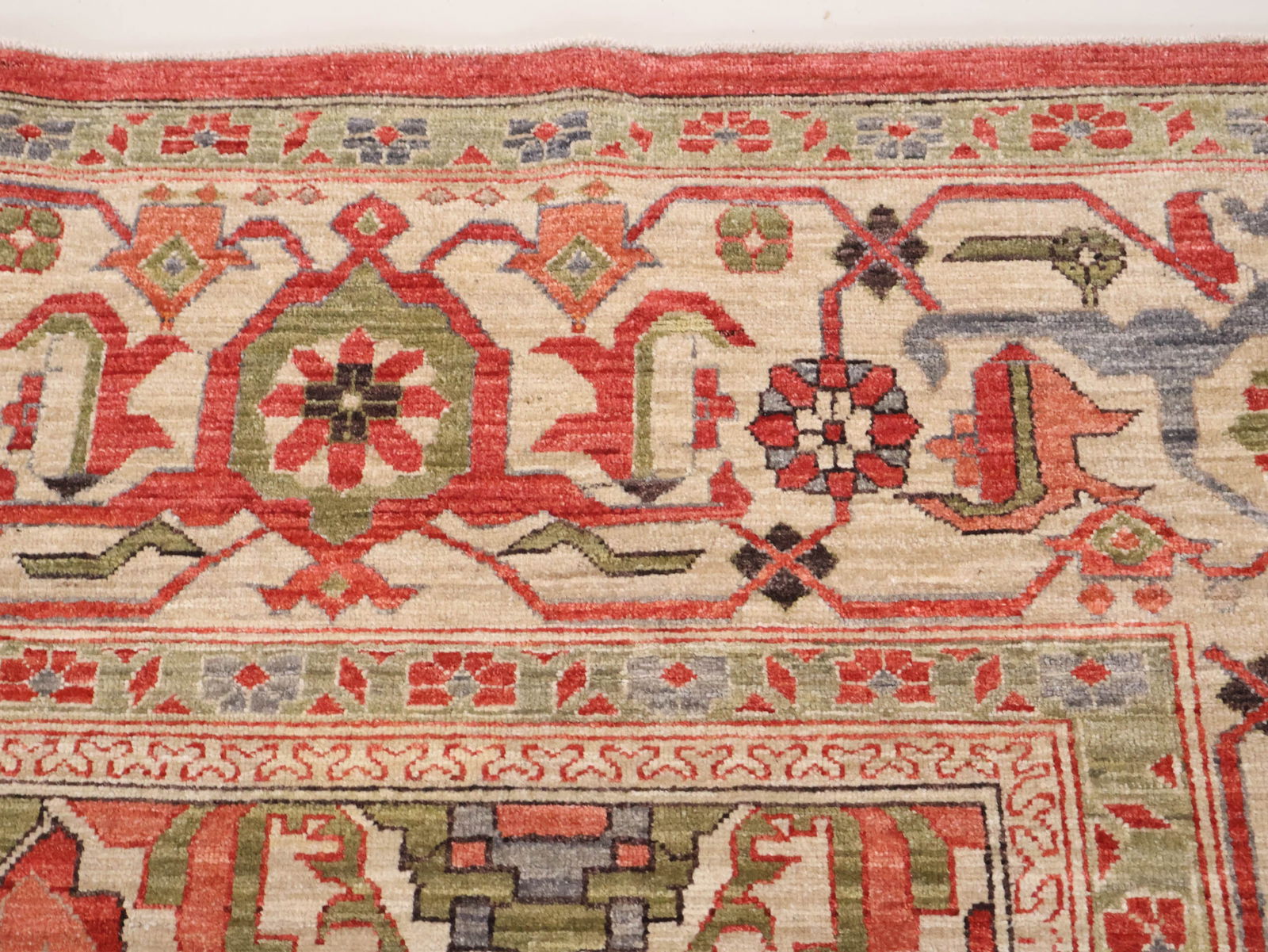 Sultanabad-Style Carpet - 8
