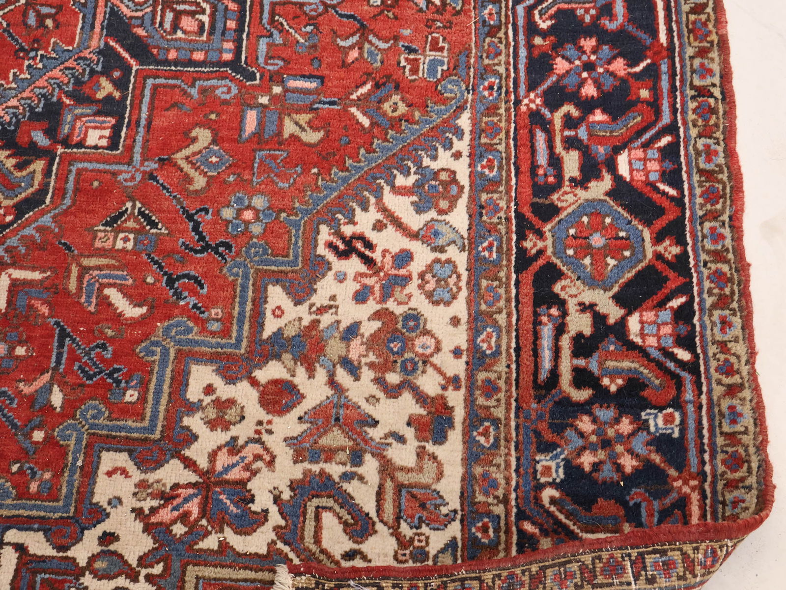Heriz Carpet - 10
