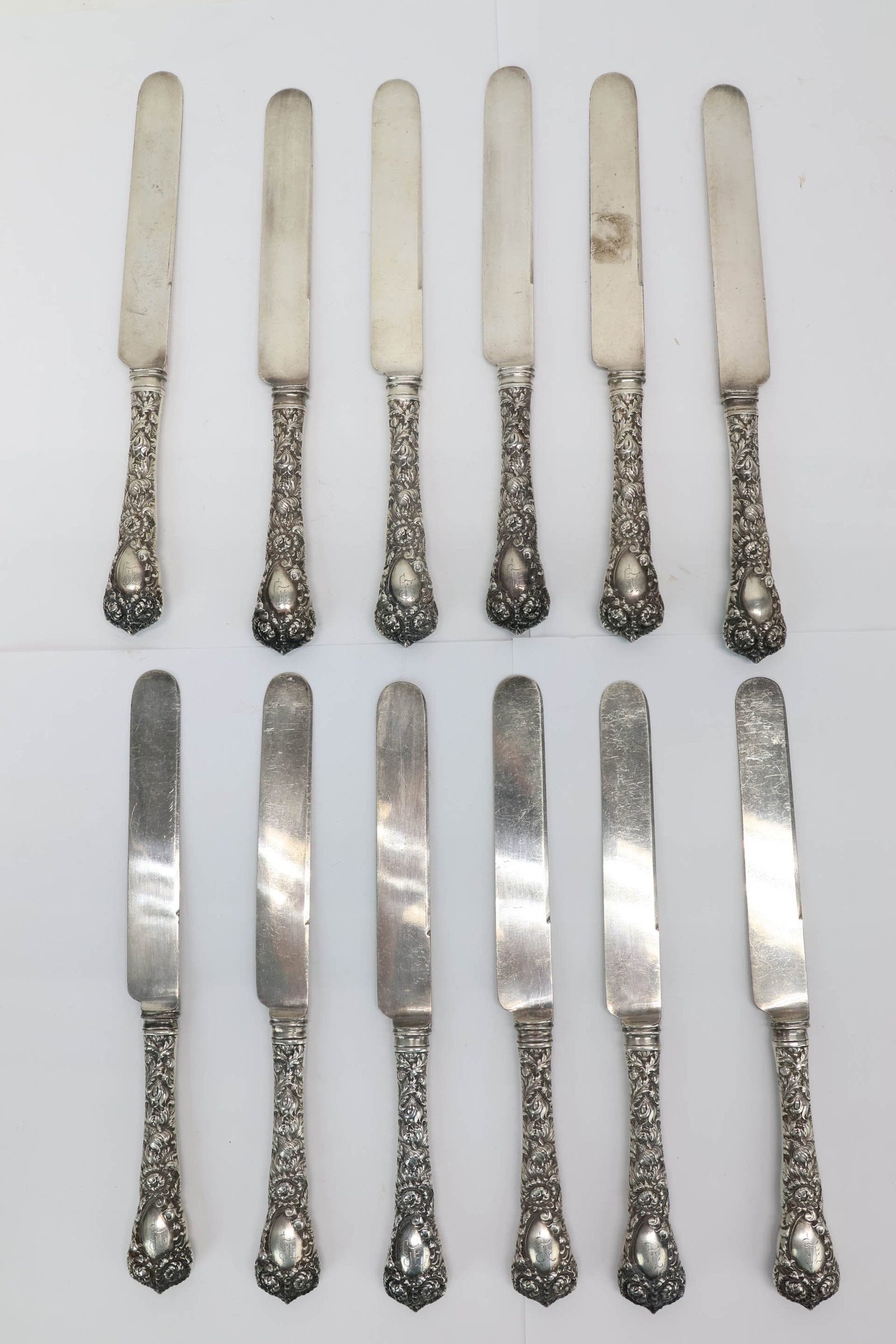 Set of 12 Chrysanthemum Sterling Silver Handled Knives (1 of 6)
