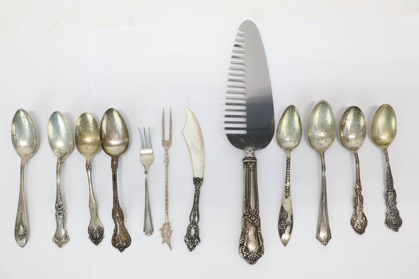 Group of Assorted Sterling Silver Souvenir Spoons (1 of 11)