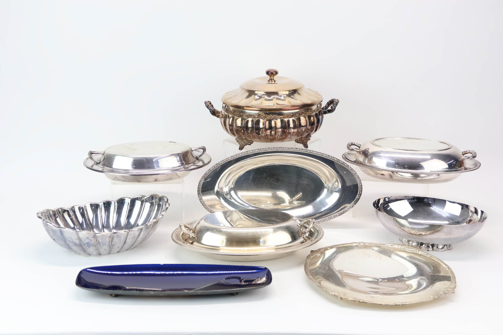 Group of Assorted Silverplated Serving Pieces (1 of 9)