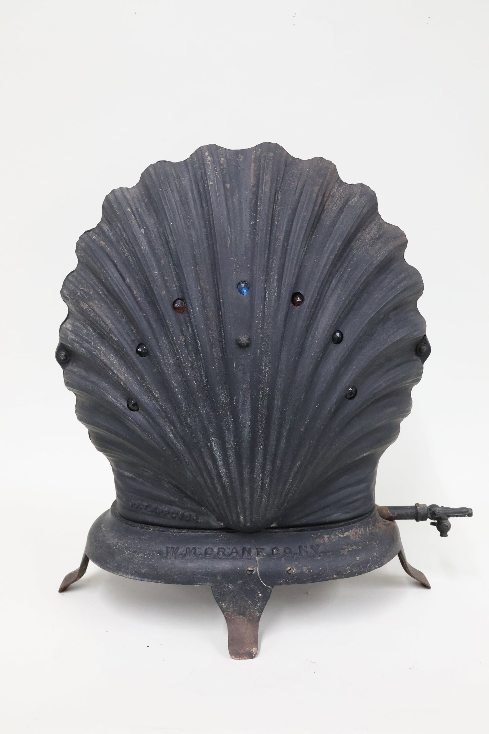 Vintage W.M. Crane Co. NY Clam Shell Heater (1 of 9)