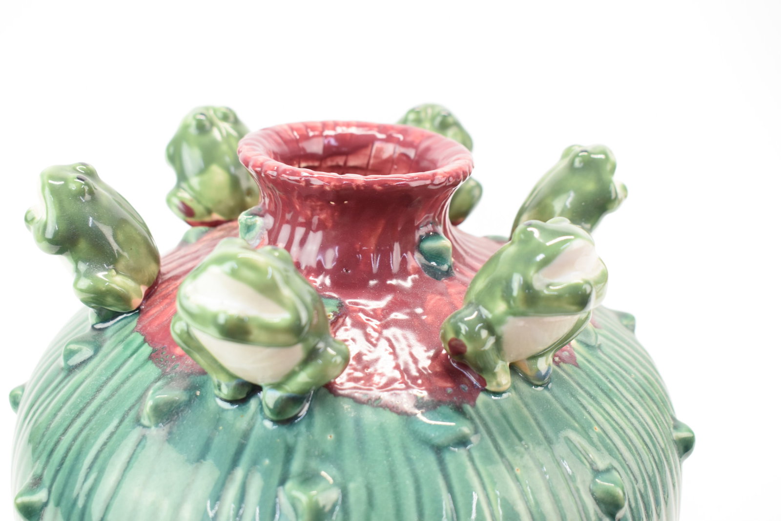 Modern Frog Decorated Vase - 2