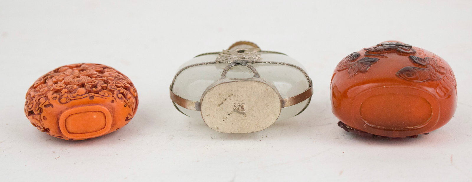 Three Chinese Snuff Bottles - 8