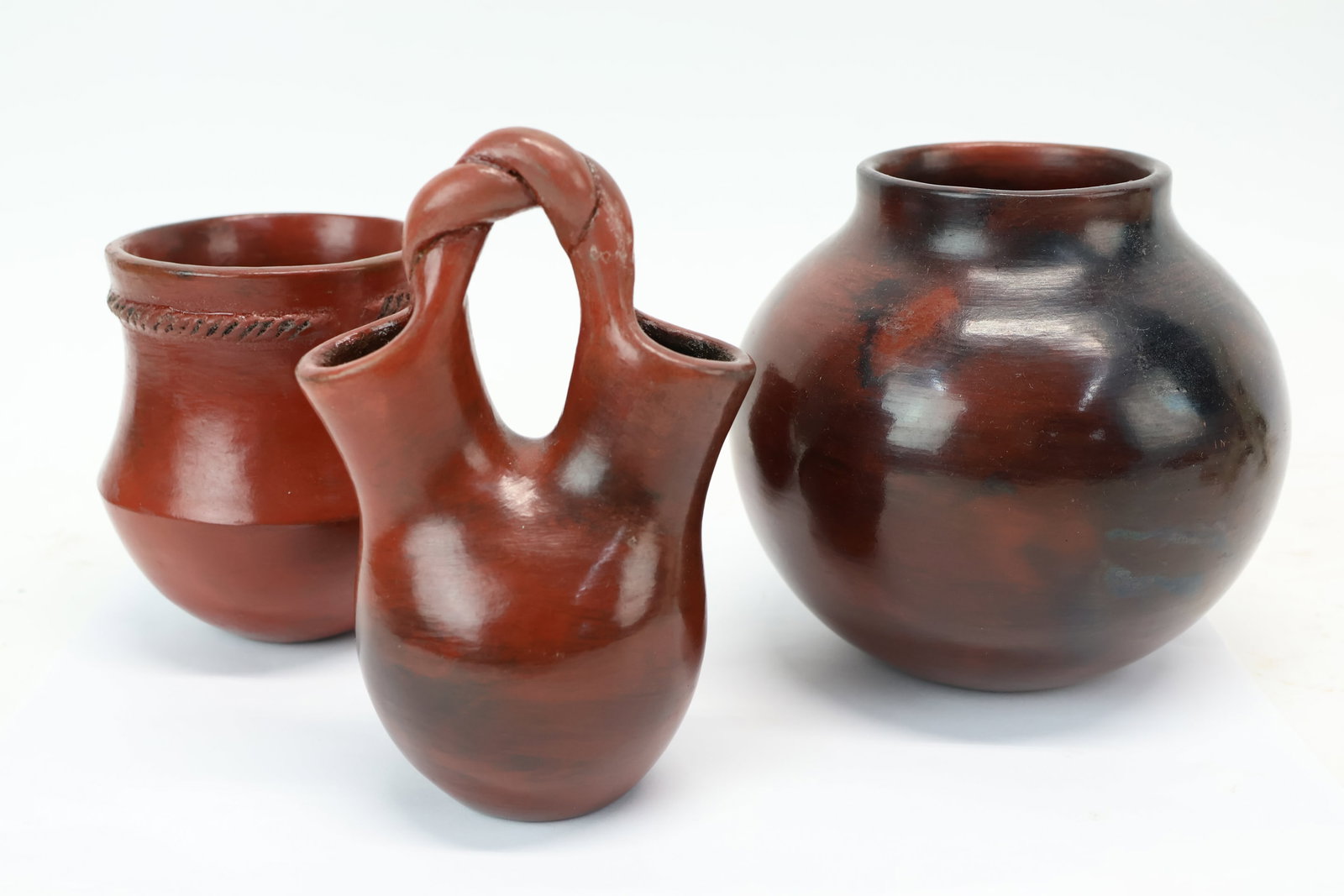 Three Navajo Pottery Items (1 of 10)