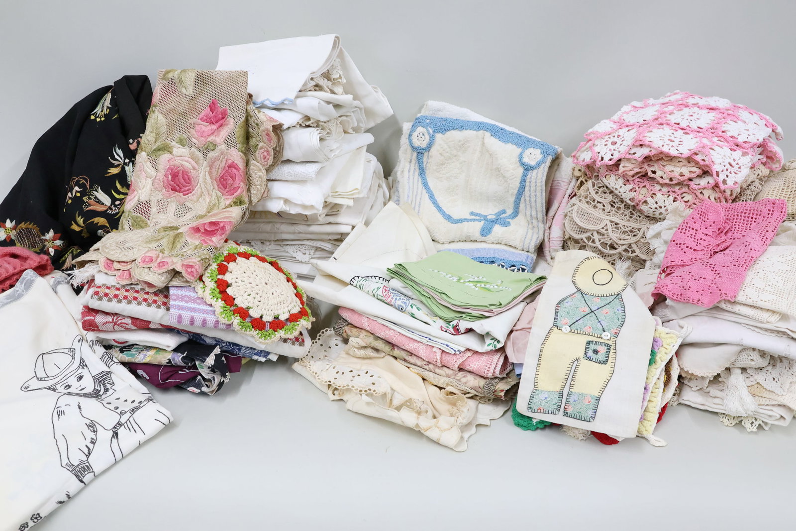 Group of Assorted Needlepoint and Crocheted Linens (1 of 18)