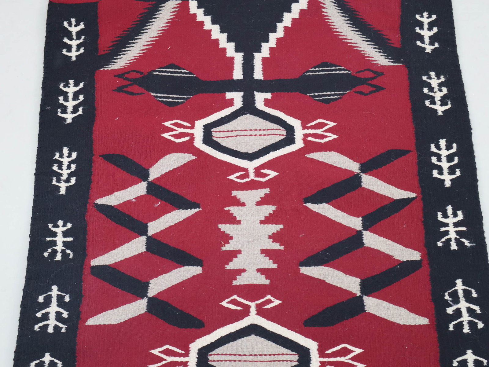 Navajo "Storm Pattern" Throw Rug - 3