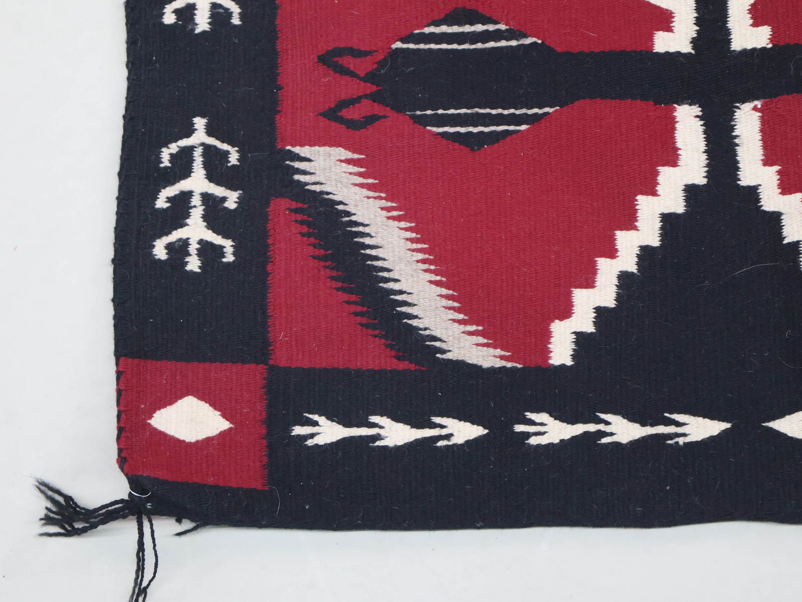 Navajo "Storm Pattern" Throw Rug - 5