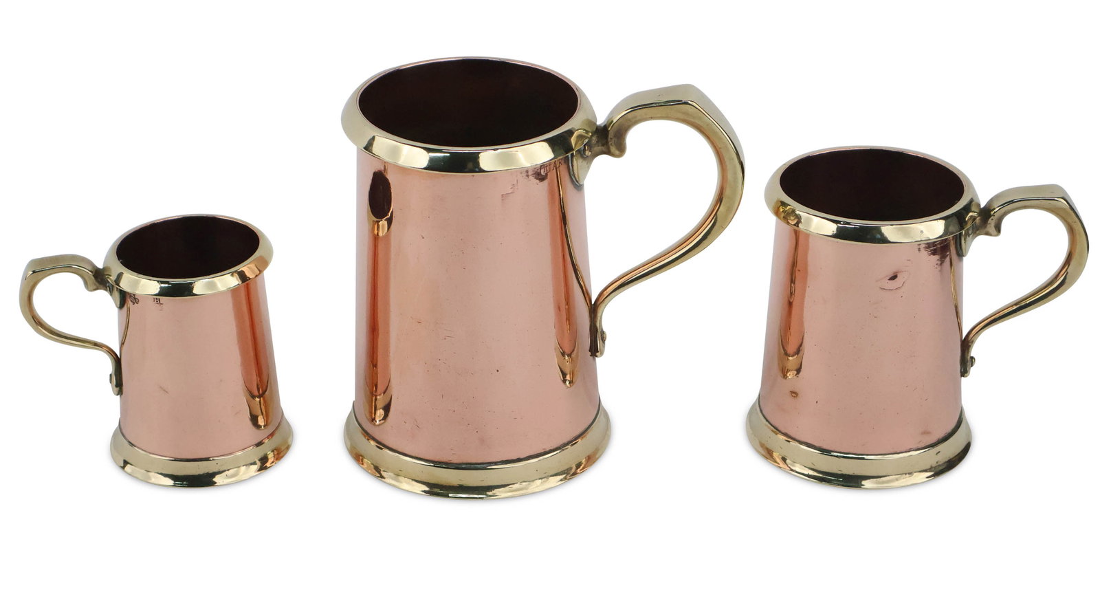 Set of Three English Brass-Trimmed Copper Graduated Ale Measures (1 of 12)