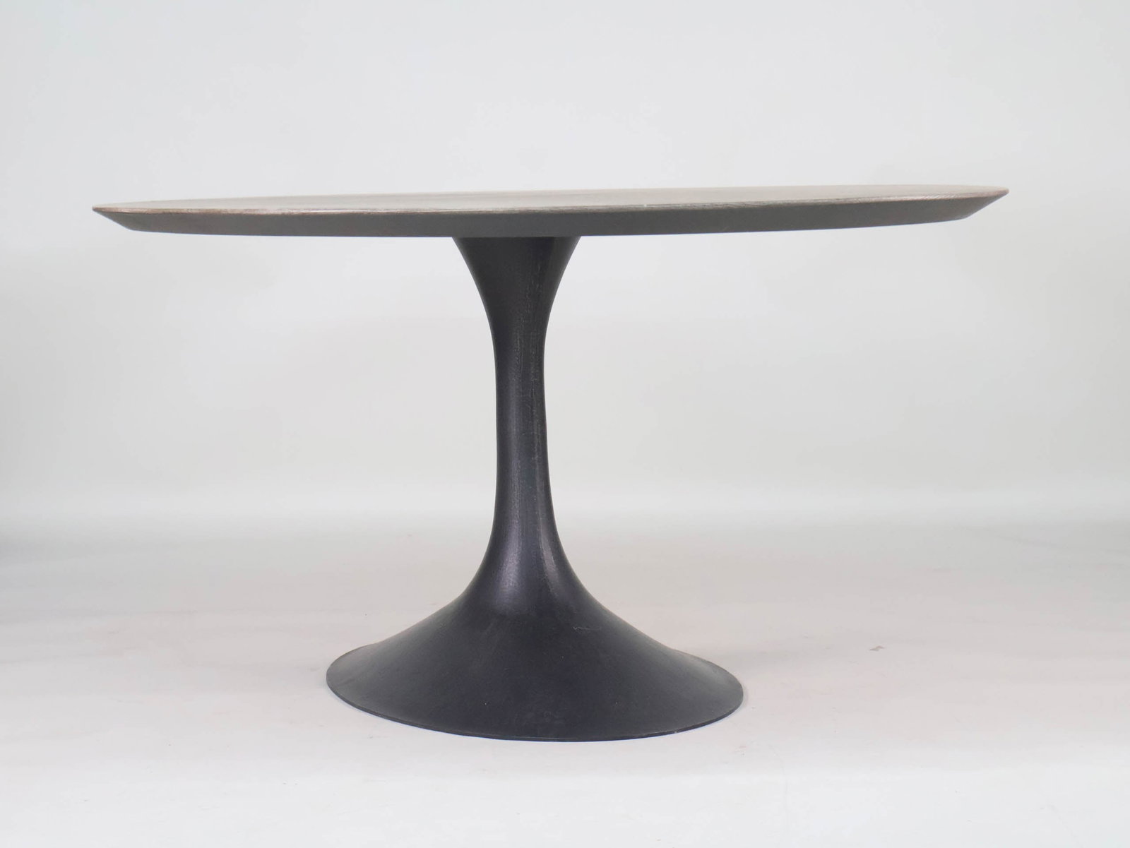 Eames Style Oval Tulip Table - 2