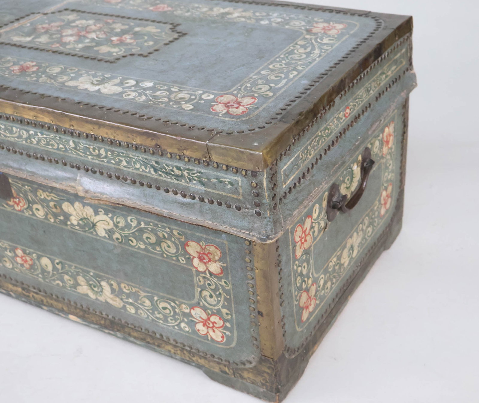 Two Chinese Export Painted Leather Trunks - 13