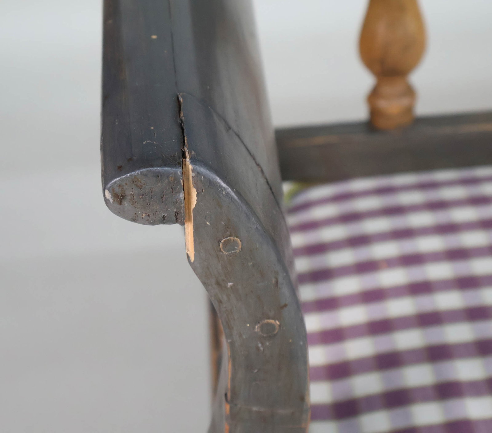 Blue Painted Pine Settle - 5