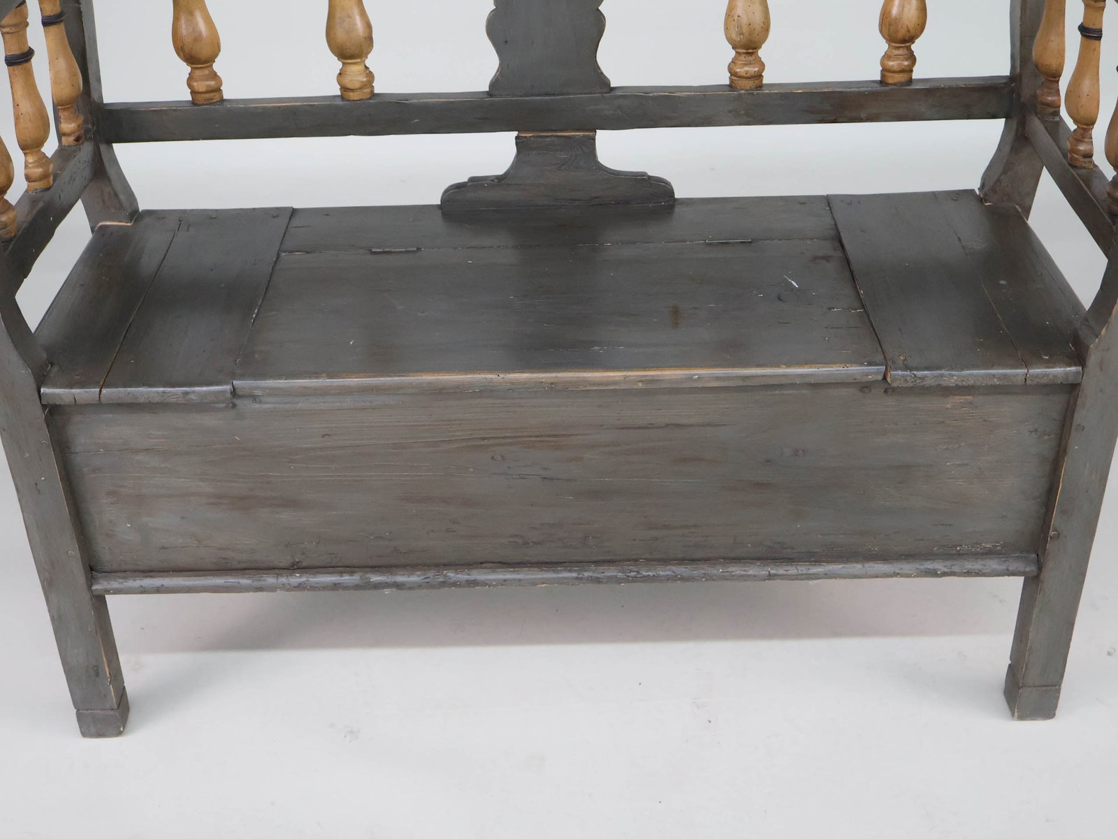 Blue Painted Pine Settle - 9