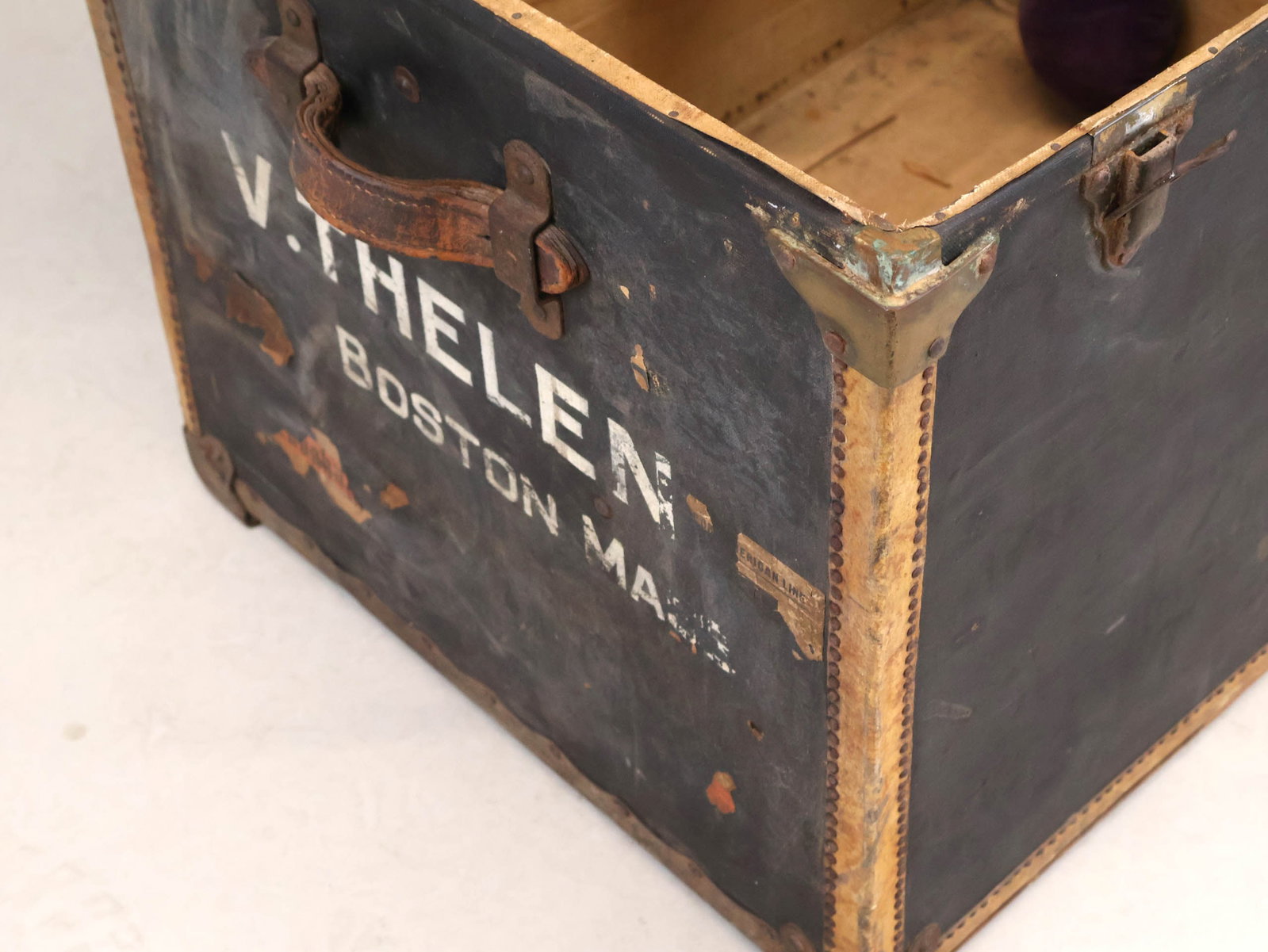 Mark Cross Vintage Hat Trunk - 13