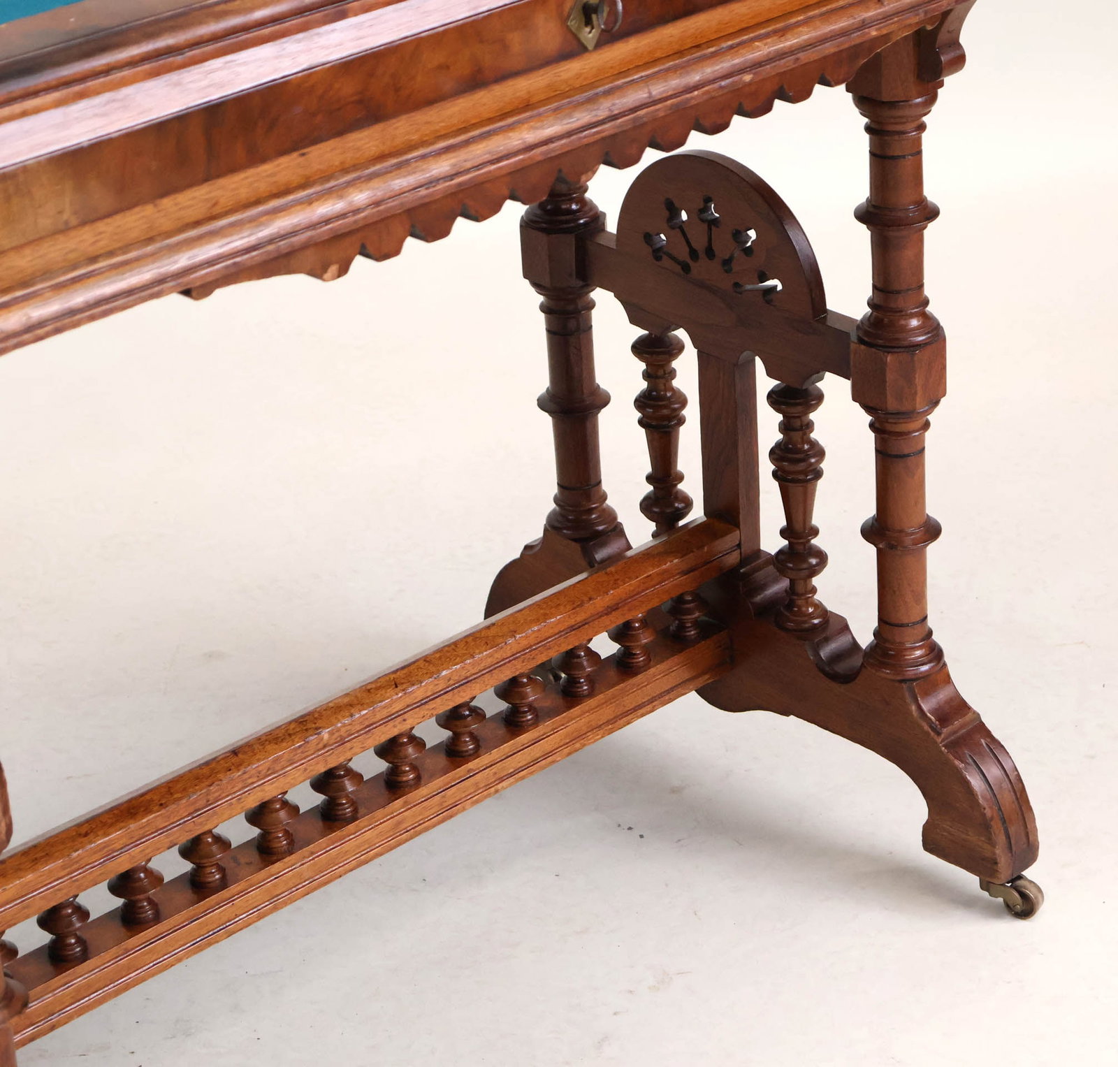 Victorian Figured Walnut Writing Desk - 6
