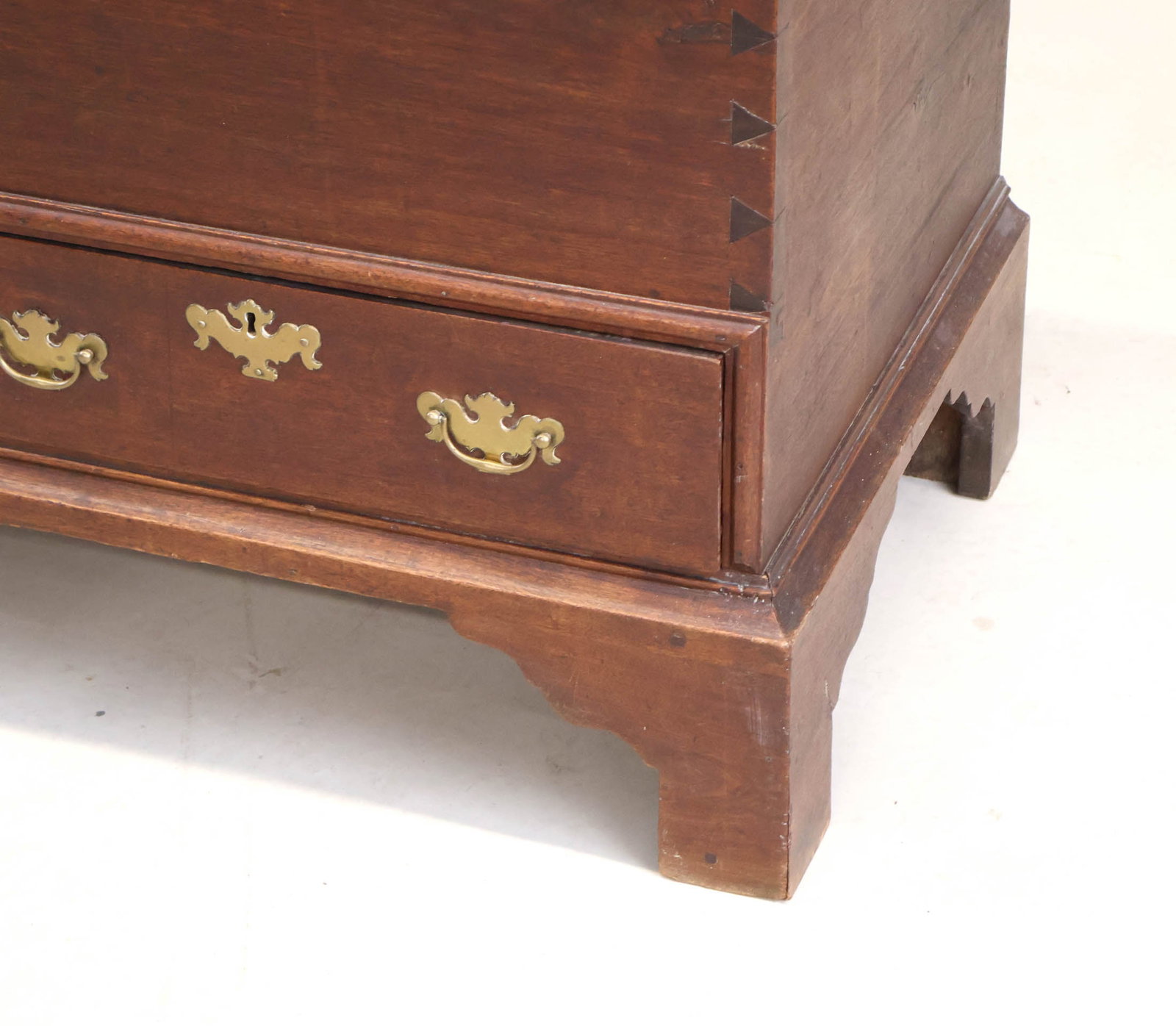 Federal Walnut Blanket Chest - 5
