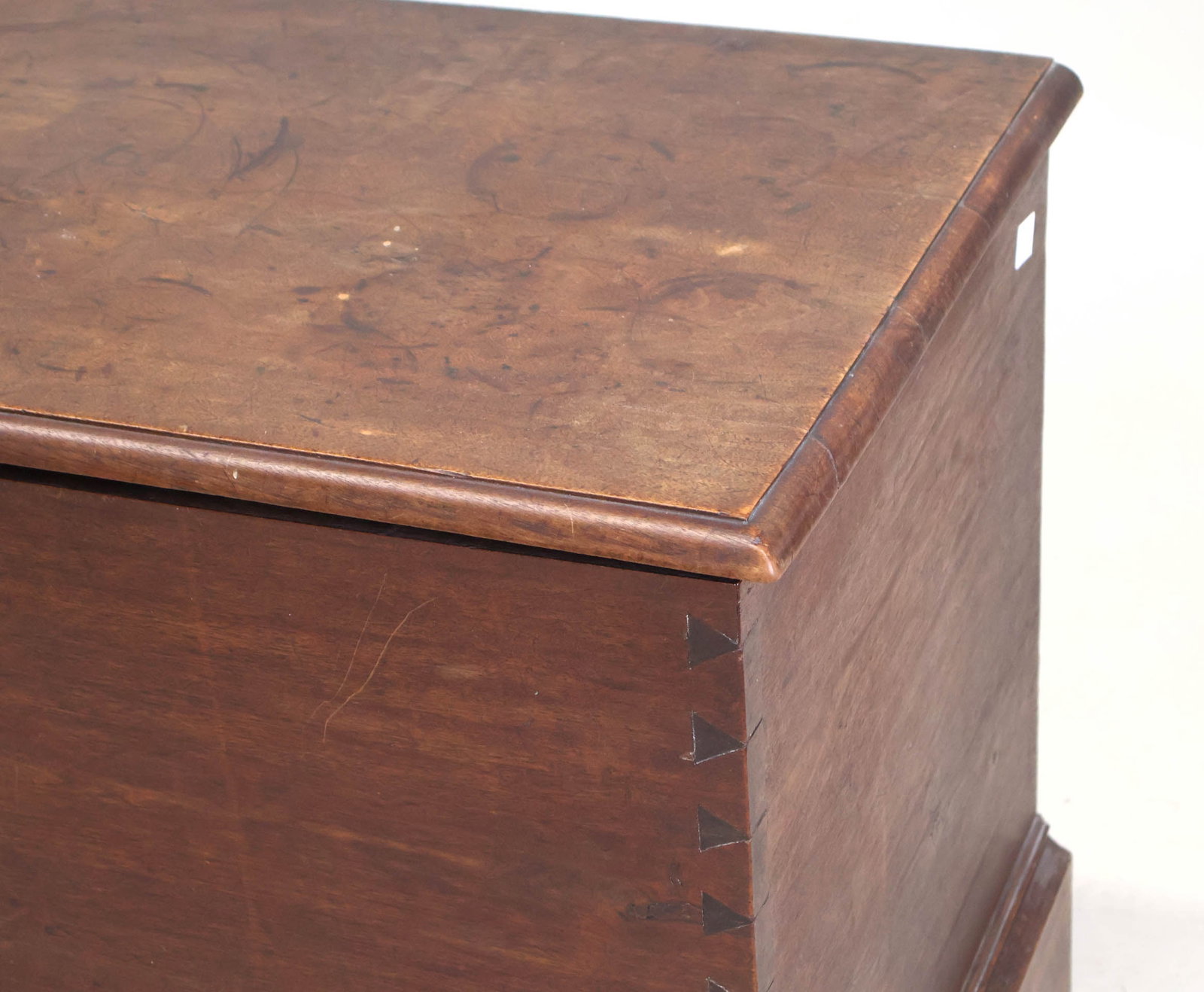 Federal Walnut Blanket Chest - 6