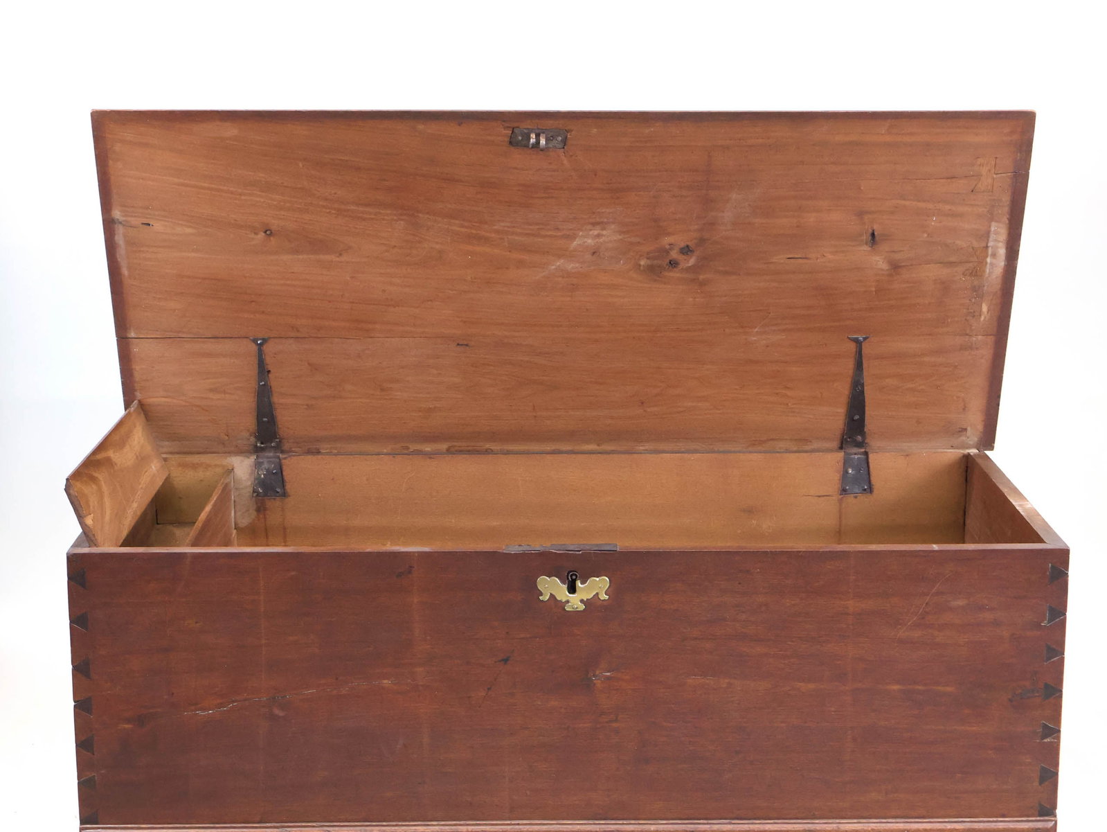 Federal Walnut Blanket Chest - 8