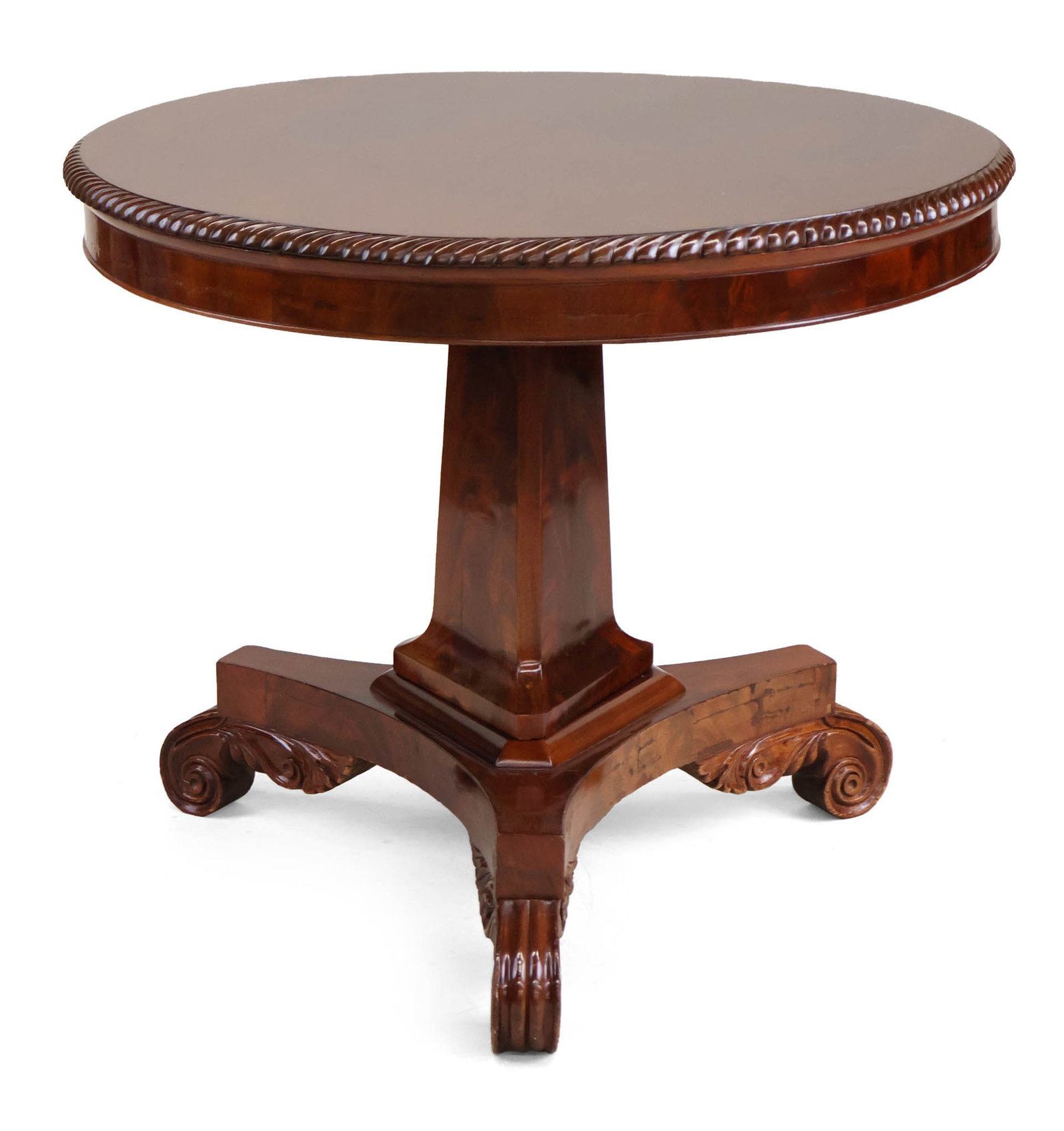 Classical Figured Mahogany Round Occasional Table (1 of 9)