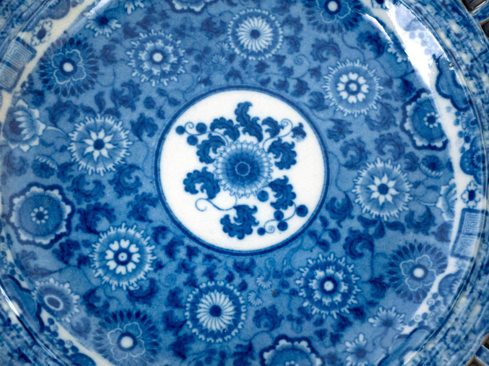 Thirteen Pearlware Reticulated Plates - 13