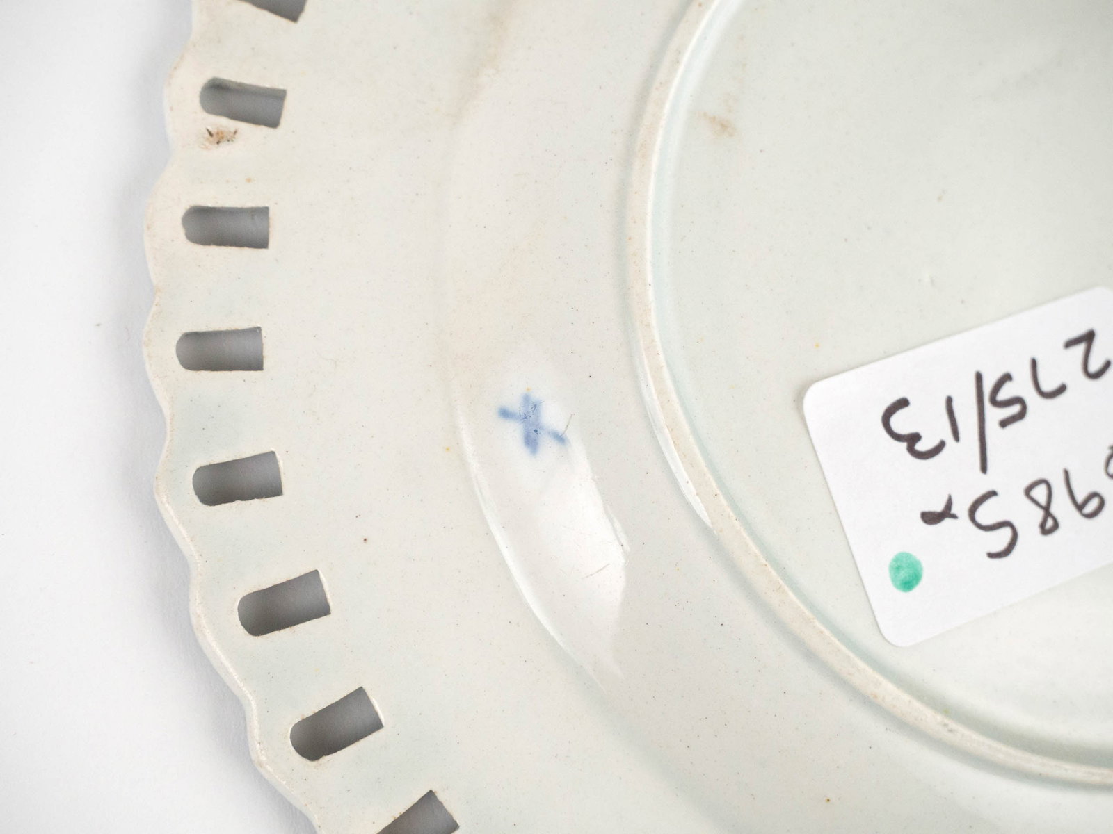 Thirteen Pearlware Reticulated Plates - 14