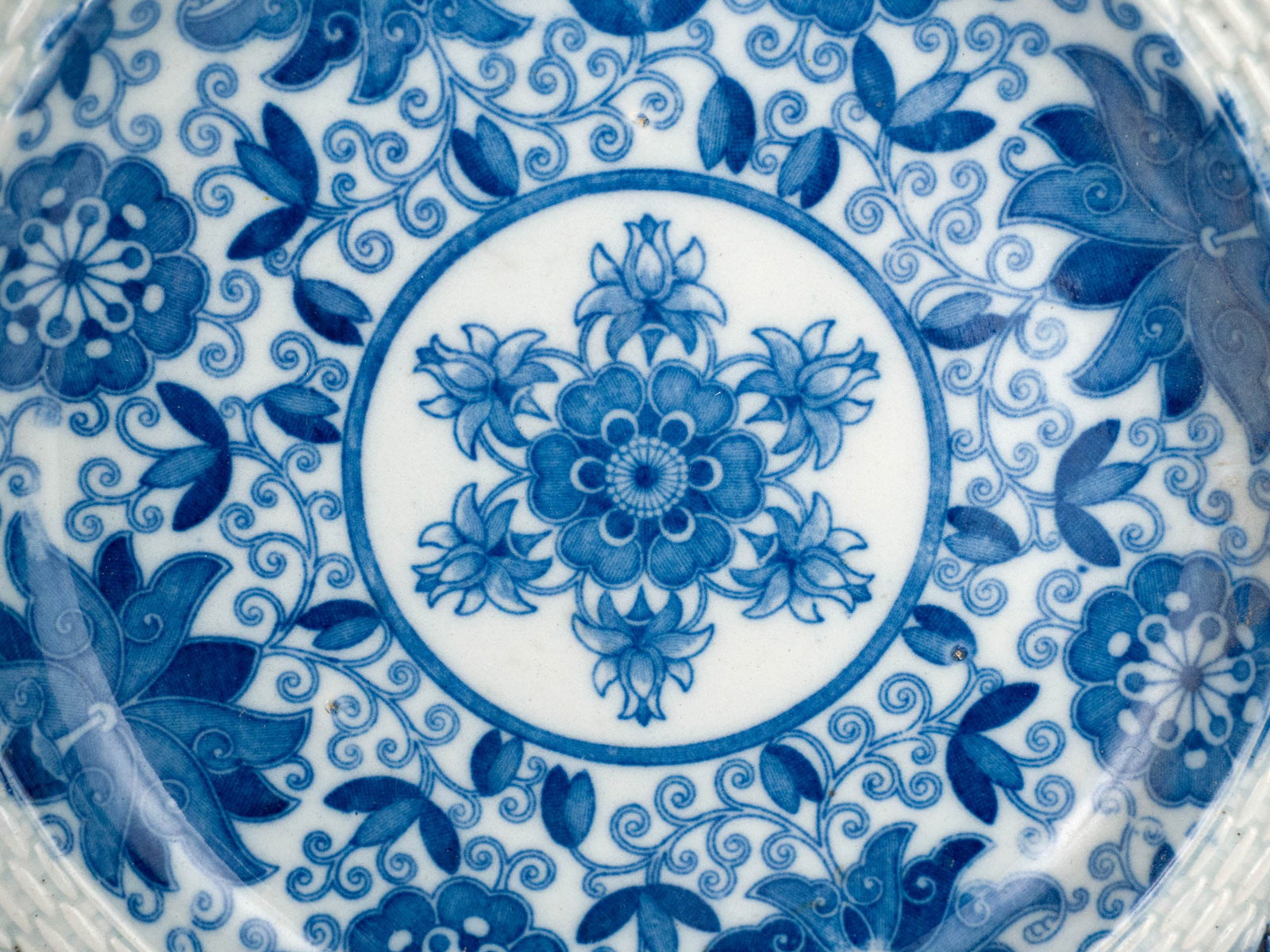 Thirteen Pearlware Reticulated Plates - 3
