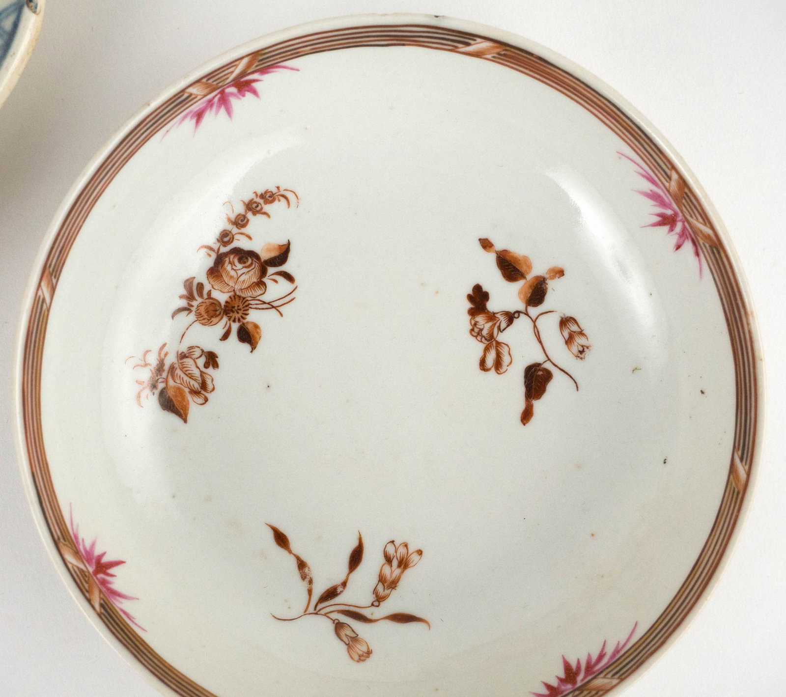 Eight Assorted Chinoiserie Decorated Plates - 8