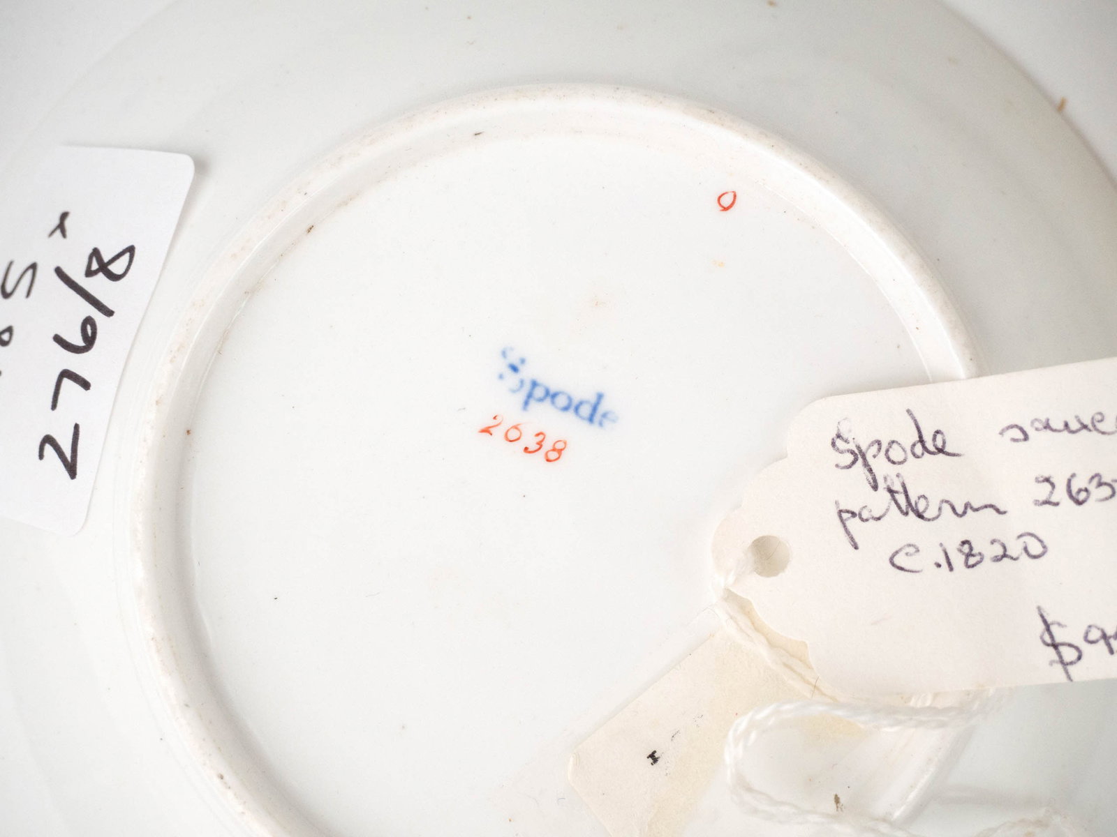 Eight Assorted Chinoiserie Decorated Plates - 9